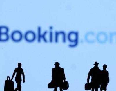 Cuidado con lo que Booking.com dice de su cabaña.